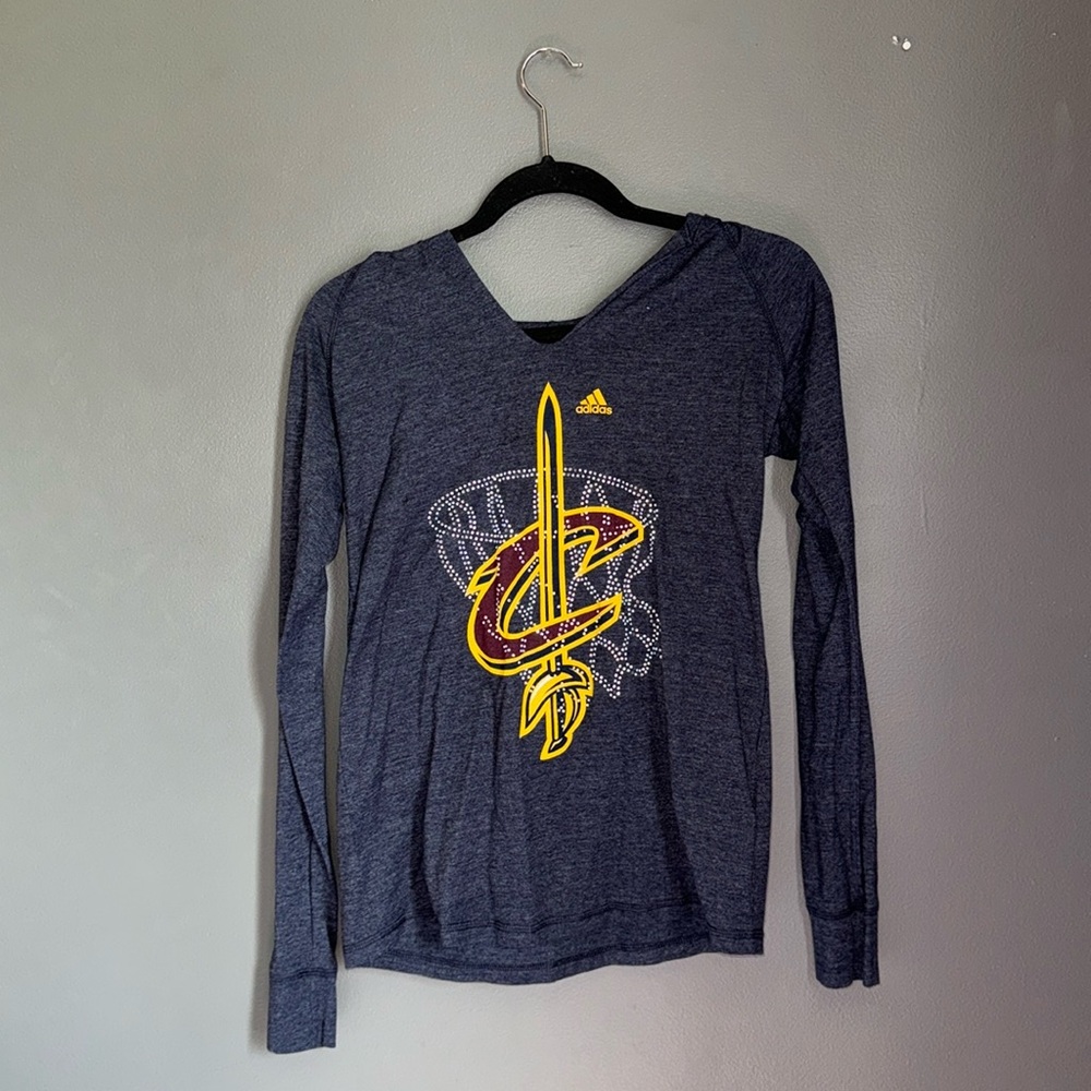 Cleveland Cavaliers Adidas lightweight long sleeve size small